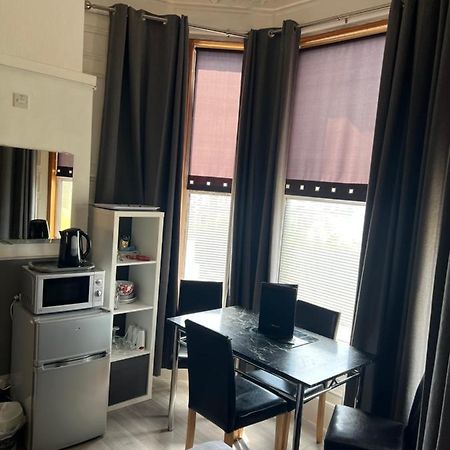 Mccoinnich Rooms ダンディー エクステリア 写真
